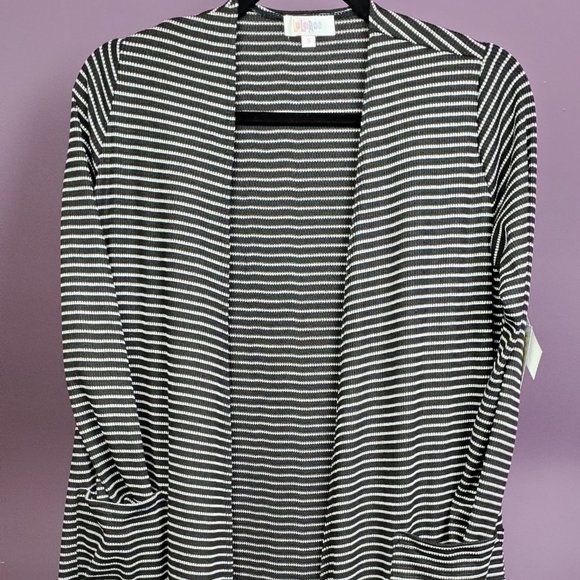 LuLaRoe Sweaters - NWT Lularoe Sarah cardigan black white ribbed